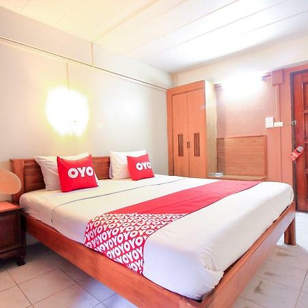 Oyo 335 Top Inn Khaosan Bangkok Buitenkant foto