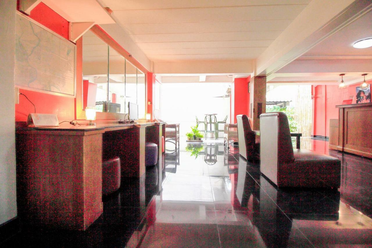 Oyo 335 Top Inn Khaosan Bangkok Buitenkant foto